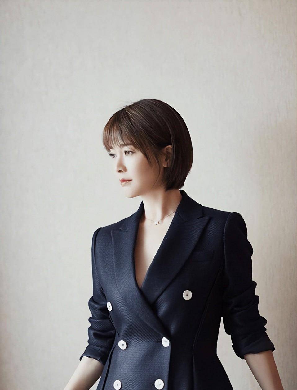 不管女人多大年纪,尽量不要留这3种"姨妈发型"!看起来老了没气质