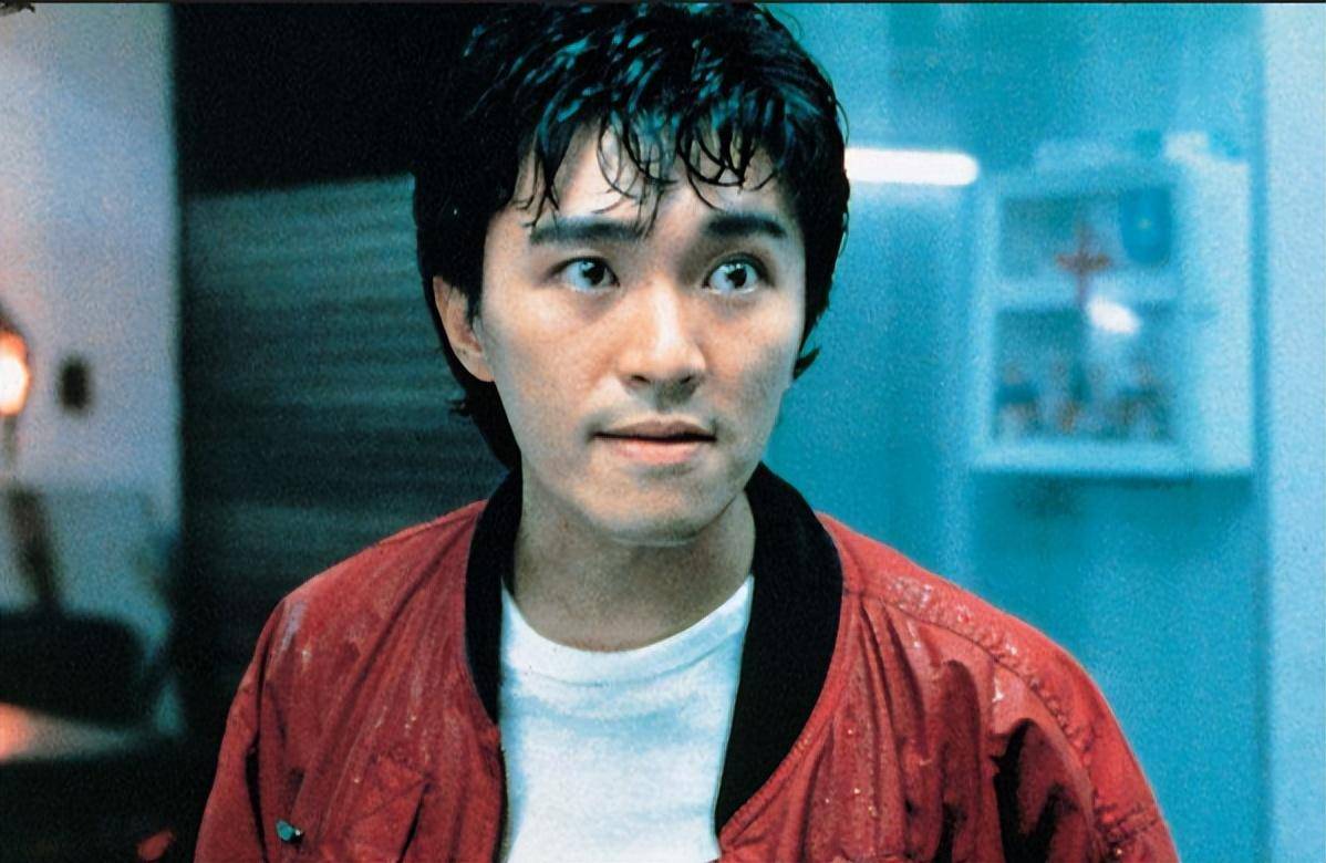 事实证明,带着新电影来的周星驰,已经活成了一个"符号"_向家_什么