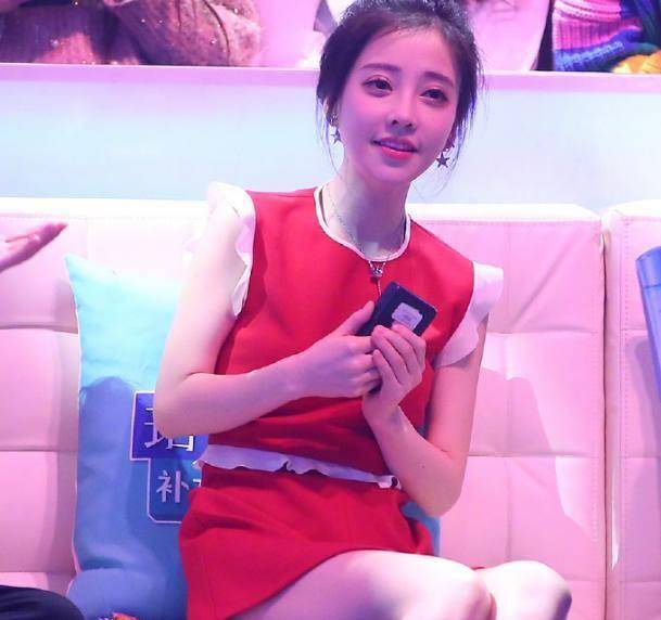 粉丝:太过分了_网友_小动作_模式