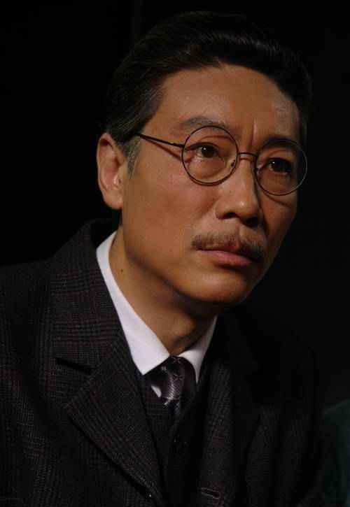 一级演员啜二勇:女儿是知名演员,被陈道明赏识,观众也很喜欢_表演