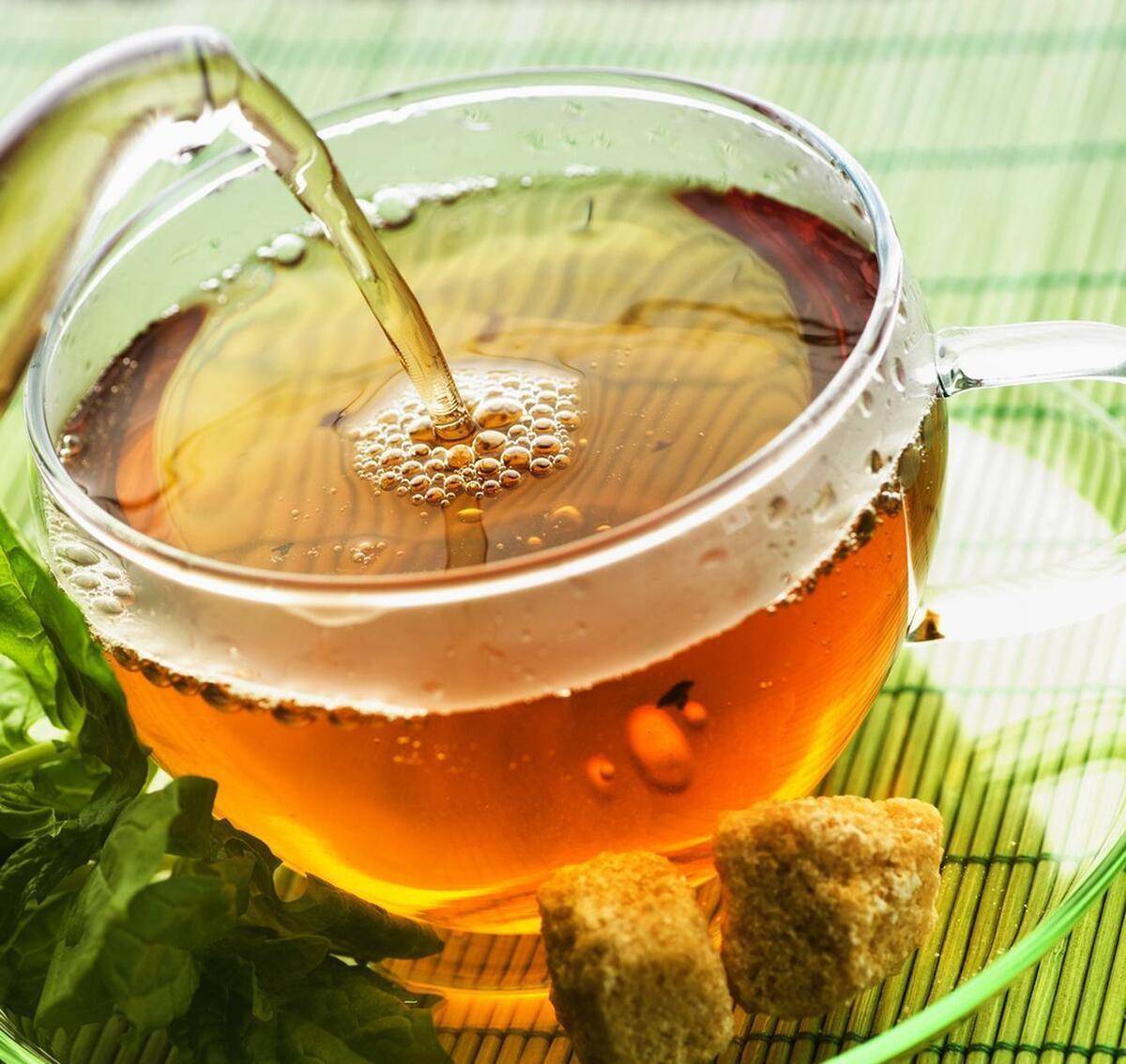 8种清凉消暑饮料常用中药,酸甜好喝,平复燥热,自己在家也能做_乌梅