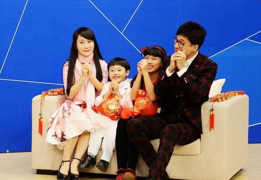 广东主持人任永全公布女儿的高考成绩,粤语播音主持的全省第三名_网友