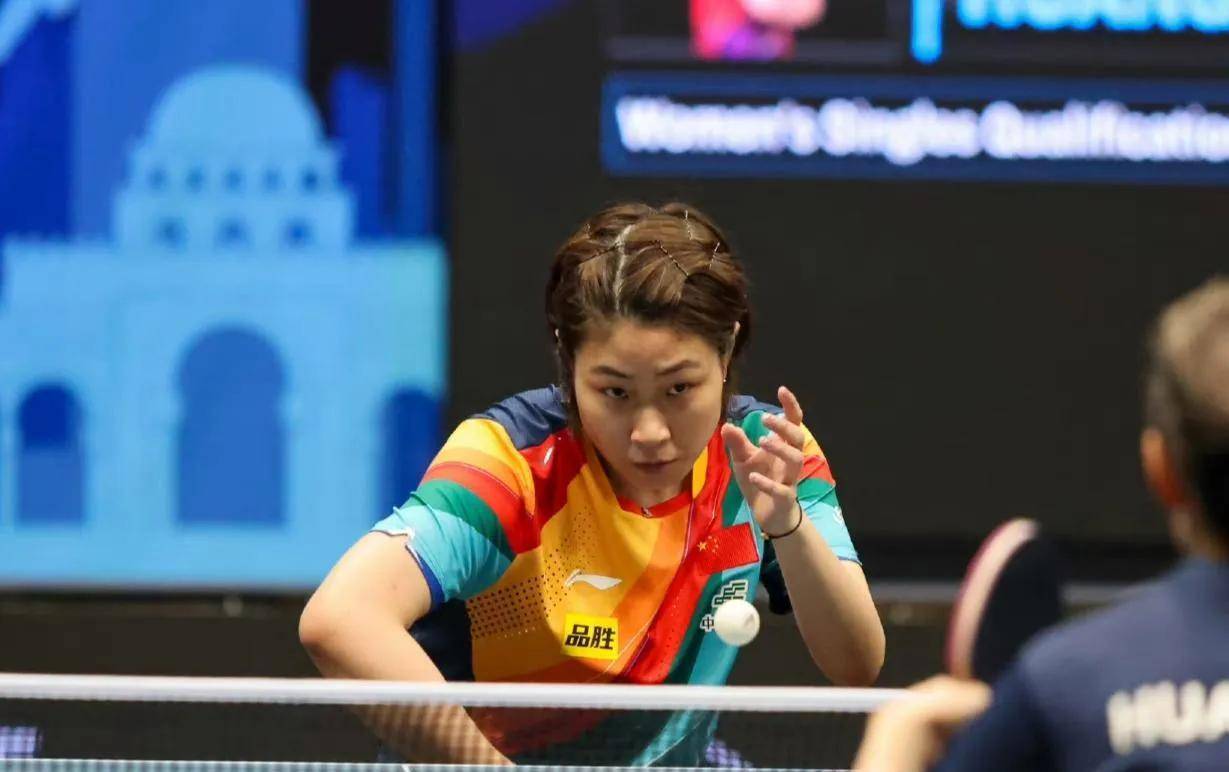 王晓彤0-3阿什卡·慕克吉[8-11,3-11,2-11]李亚科3-1殷晓斌[11-6,8-11