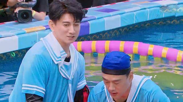 《快乐大本营》吴奇隆王耀庆过于搞笑舅舅委屈网友:谐音梗扣钱_哥哥