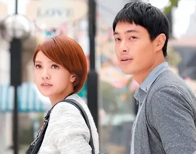 36岁郭采洁已成纸片人,肋骨清晰可见,健康状况堪忧_生活_顾里_杨佑宁