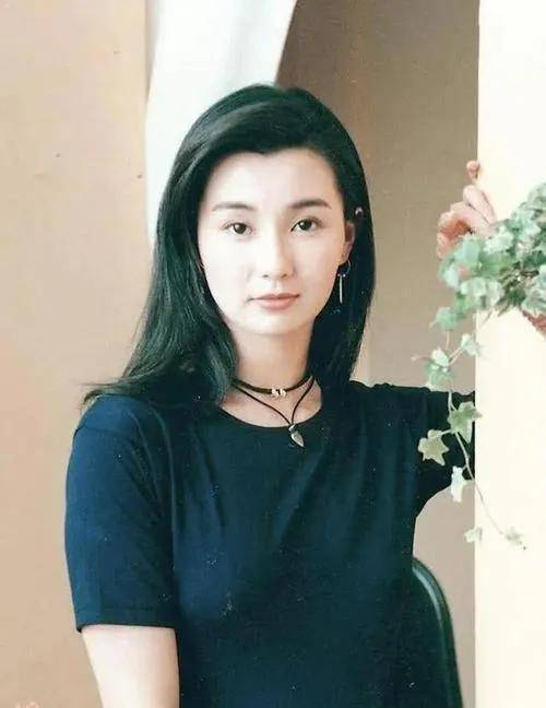 励志天后张曼玉:华人影史成就最高女星,51岁重新开始追梦!