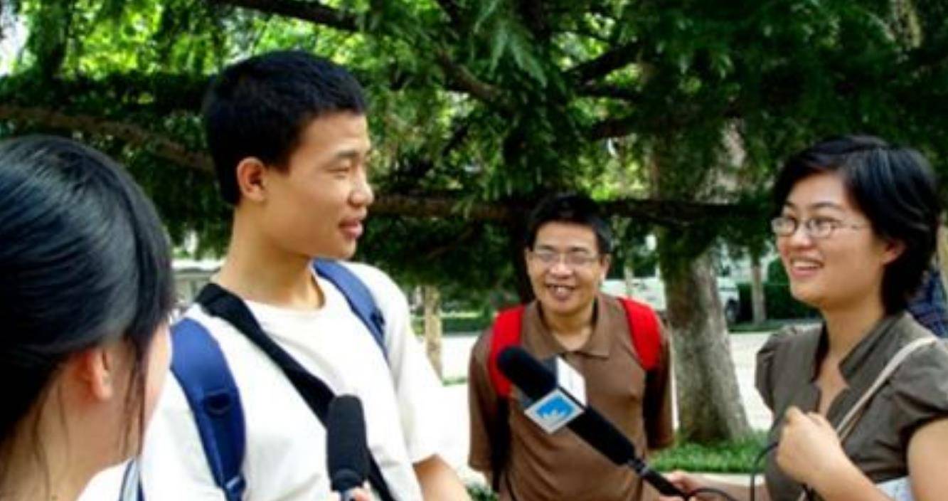 奥赛满分、婉拒哈佛，韦东奕，何以“封神”？-韦东奕奥数竞赛