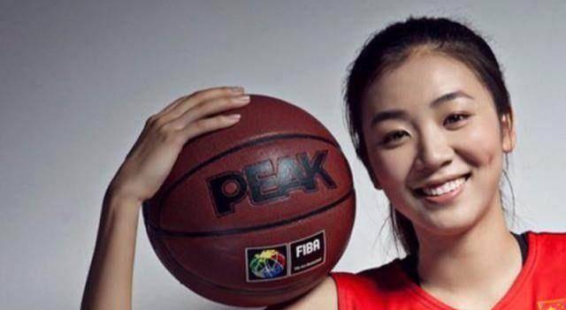 世界篮坛三大美女,中国漂亮的她仅排名末流_赵爽_维格纳莉_wcba