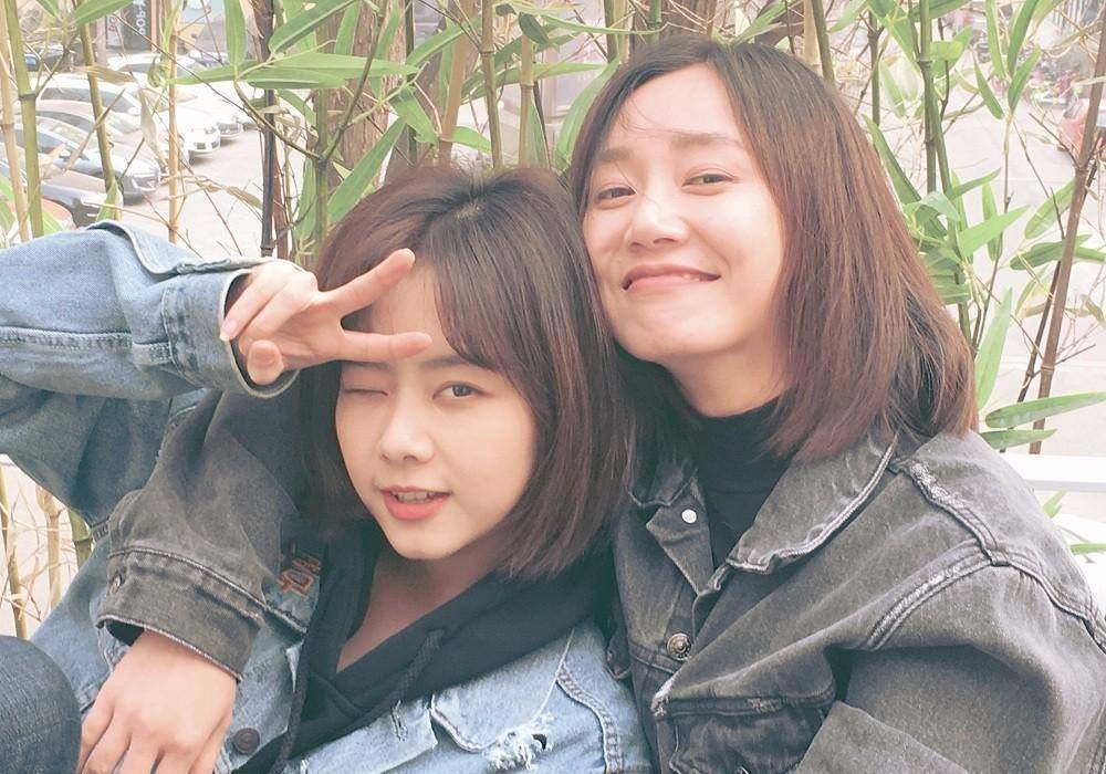 与弟弟搭档也像情侣,娃娃脸谭松韵出道15年,"收割"多位男神_锦衣_妈妈