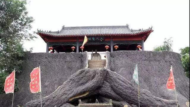 中国旅游景区大全之山西贾家庄民俗动物园_保护_鹦鹉_恐龙