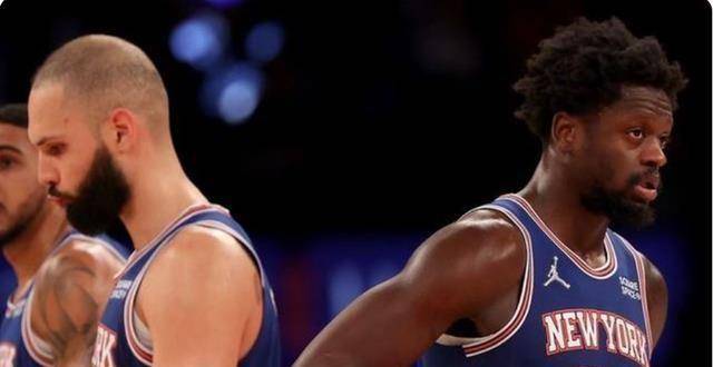 年薪略高,出勤率还无法得到保障;兰德尔是湖人旧将,当年曾因不愿活在