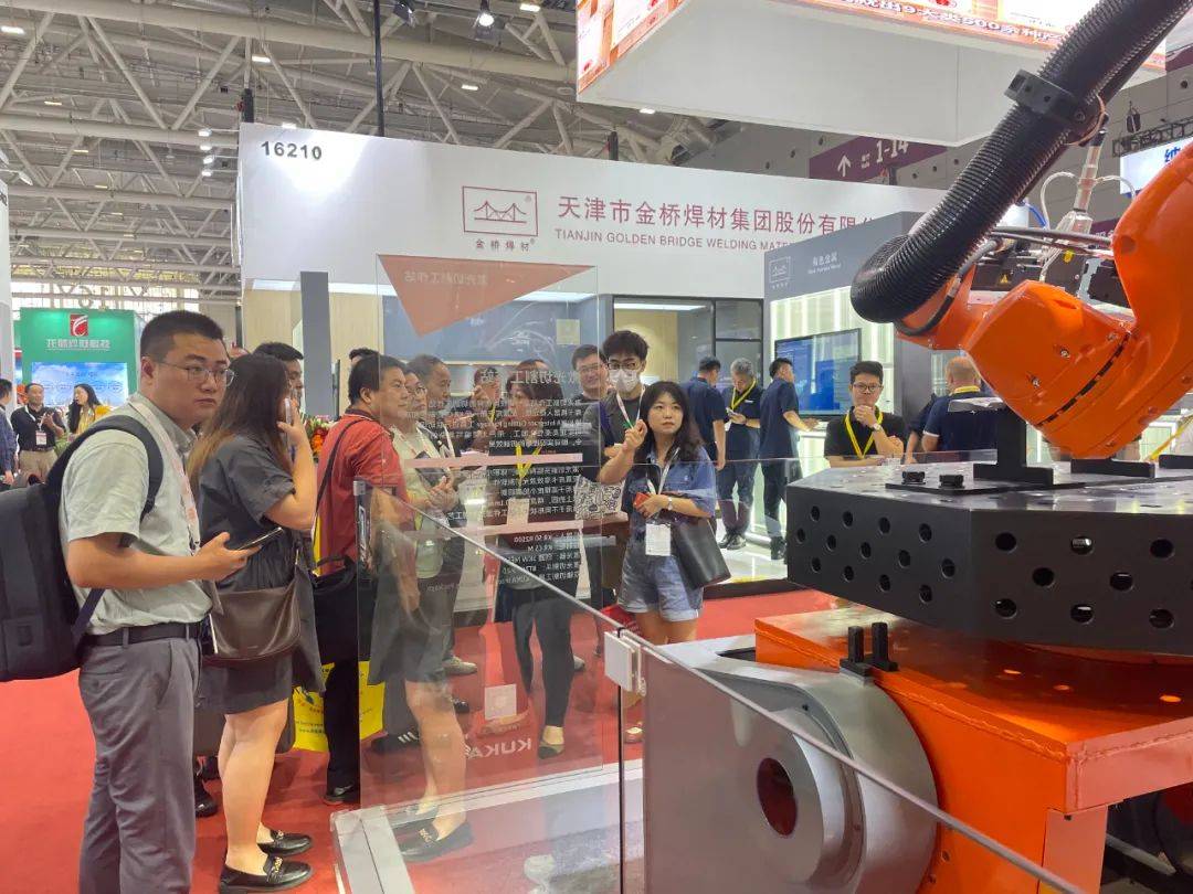 第26届北京61埃森焊接与切割展览会第二日进馆观众14729人_活动