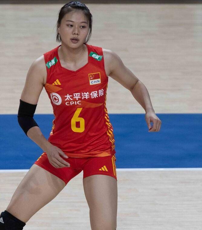 龚翔宇和王云蕗扣球成功率仅35%,错看她们了?