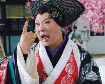 张亮就是一个绝佳的反面例子.毕竟长得帅,也不能保证你女装美啊.