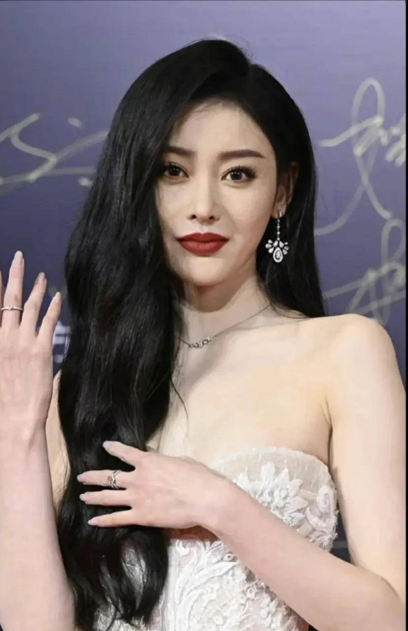 微博之夜女明星生图直出,有人美若天仙,有人没法看…_状态_感觉_超越