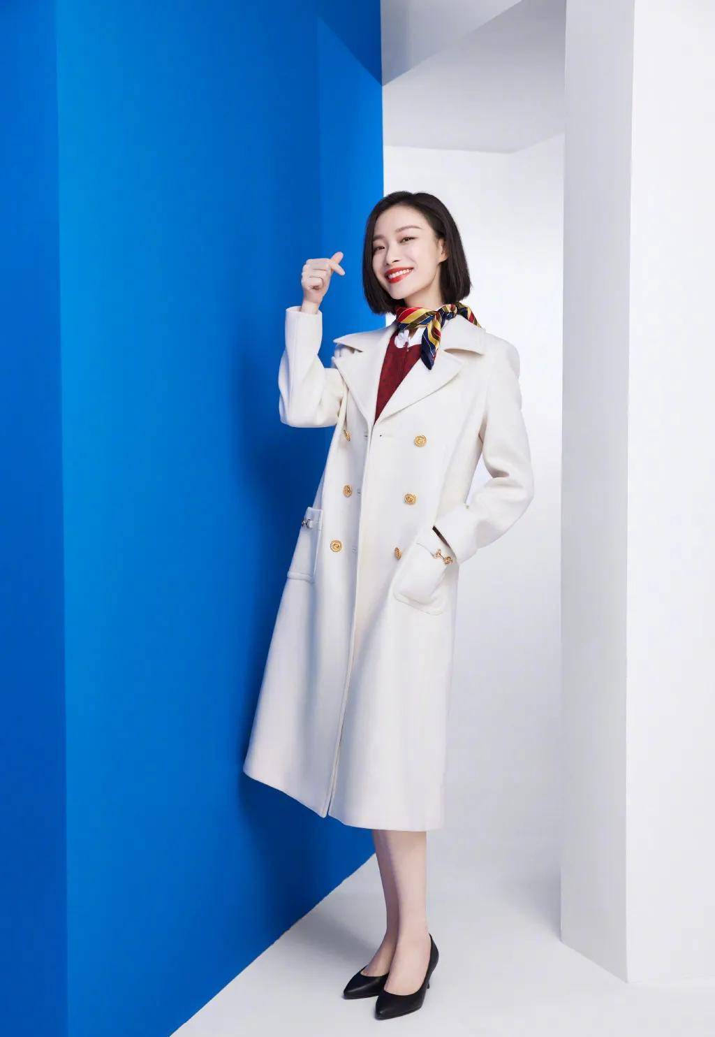 倪妮接受南传同学专访,两人还是同年同月同日生_宋秋熠_微博_电影