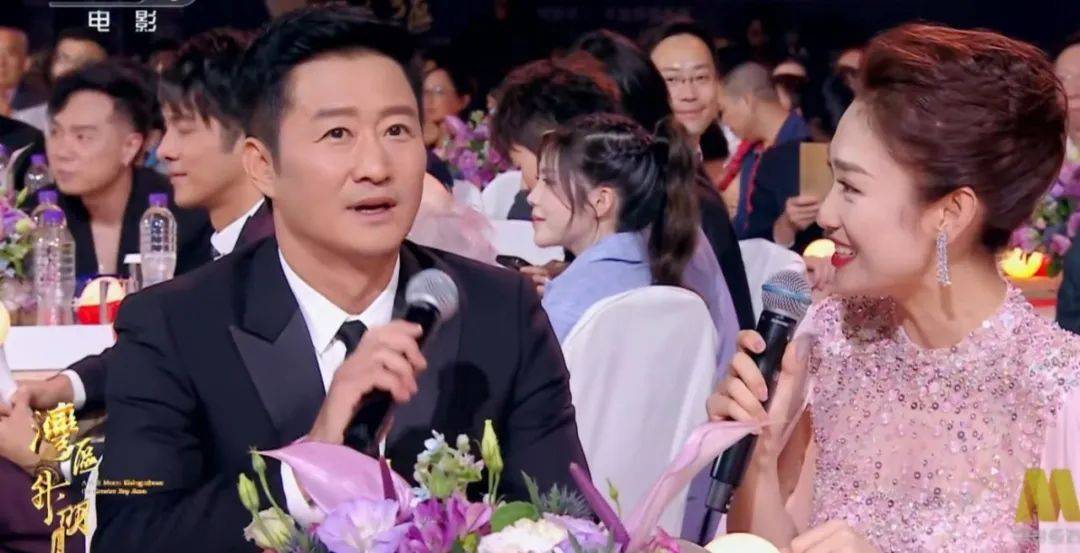 湾区晚会舞台播放量排名,王一博完胜刘德华,让人看到内娱的悲哀_明星