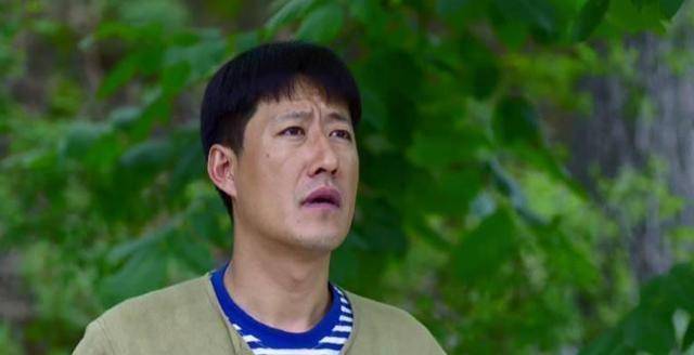 于震卖酒再次"翻车",自言酒瓶价值15万,却只卖158元_直播_潘长江_网友