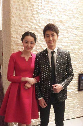 4,娄艺潇李川.找不到男朋友,她怎能那么亲密无间呢?