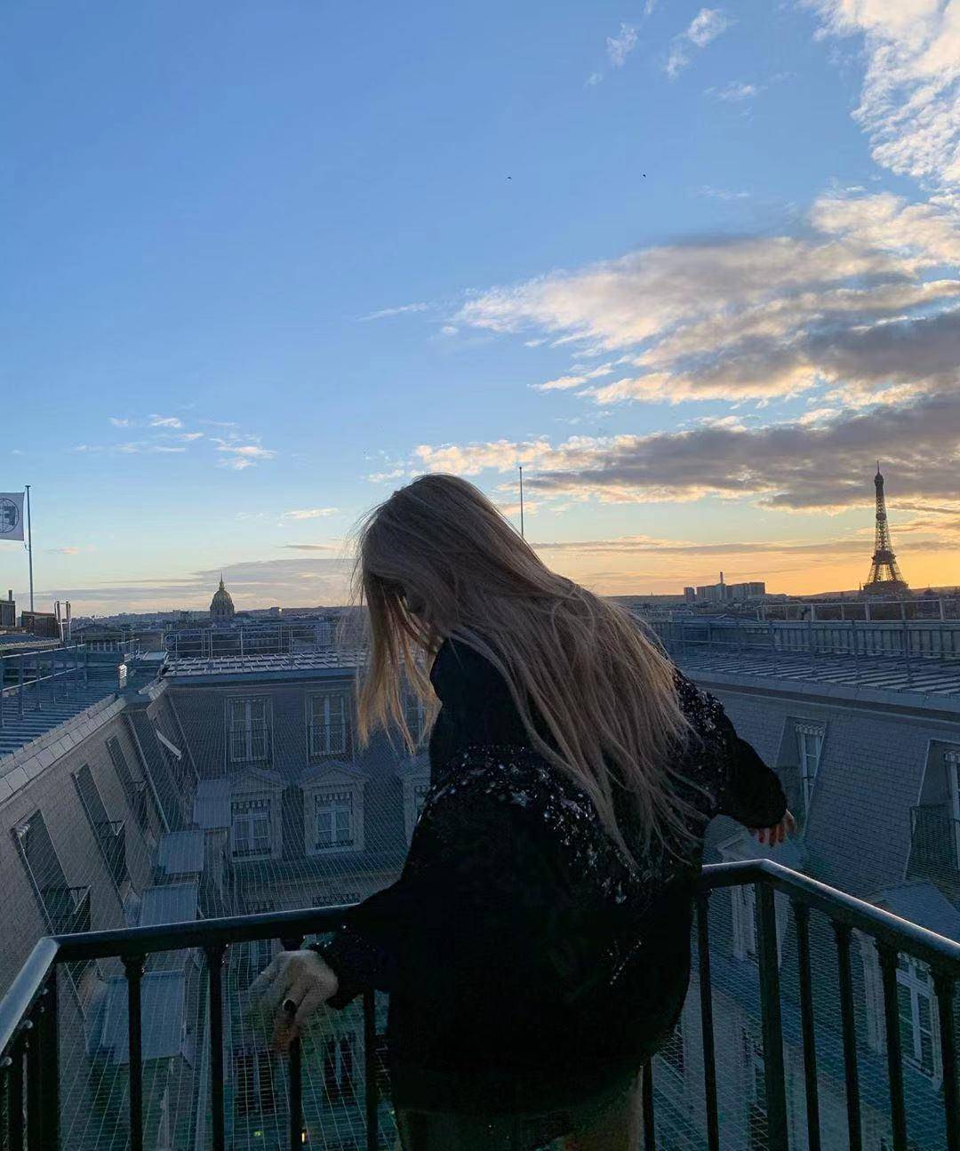 朴彩英solo时间"撞车"iu前辈,粉丝极力挽尊:输了不丢人_专辑_solo