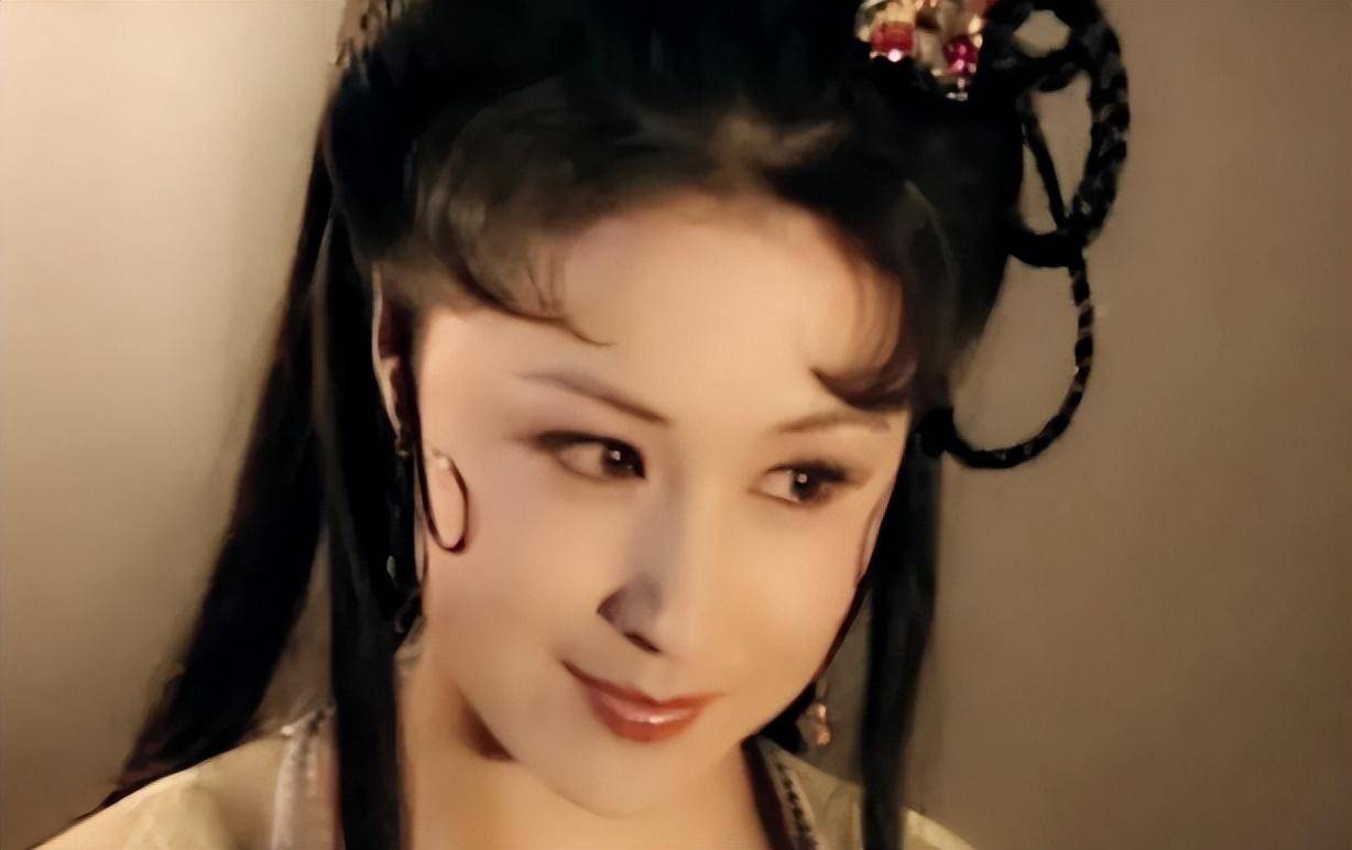 "谢大脚"于月仙:无儿无女去世近2年,丈夫的选择让人泪目.