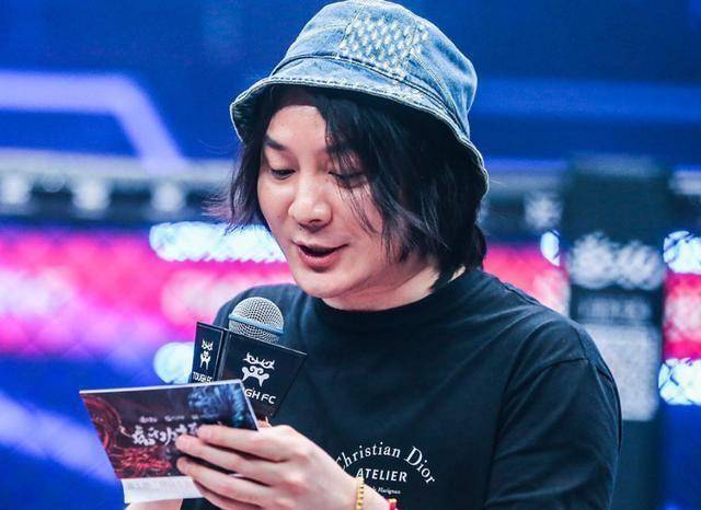 全能主播张大仙,既当主持又当解说,虎牙这次请大仙赚