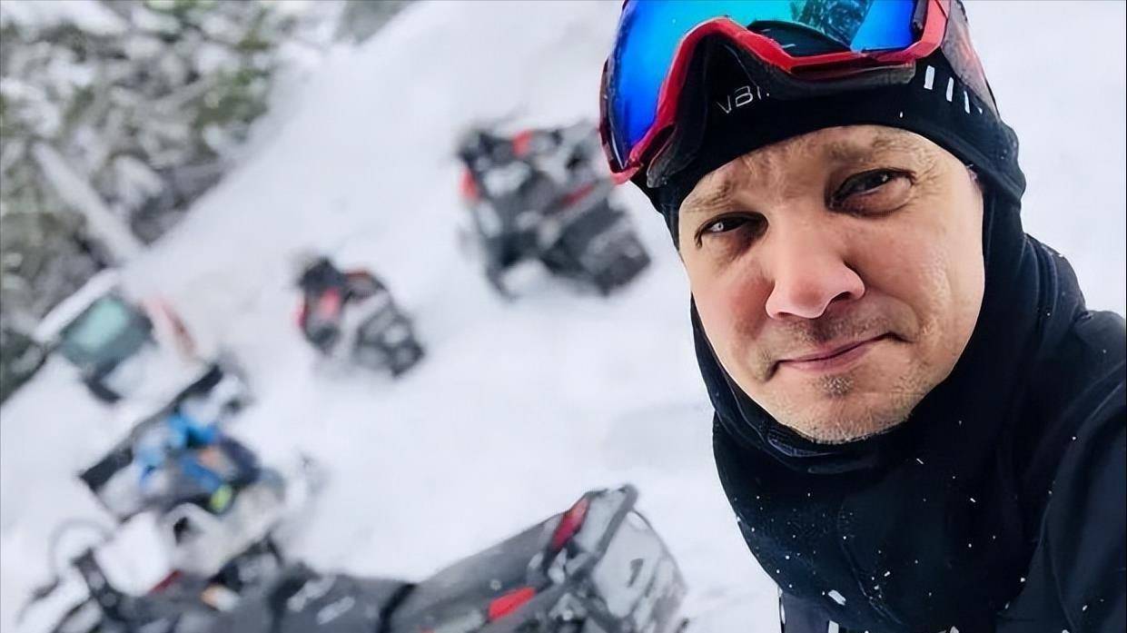 杰瑞米·雷纳_刘宇宁_张艺凡