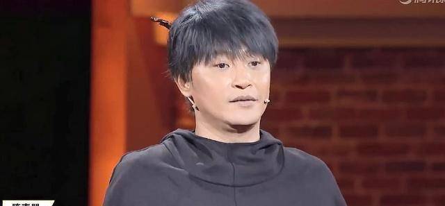 千面男爵陈志朋回应辣眼装扮:母亲做美容美发行业,看的很开_父母_造型