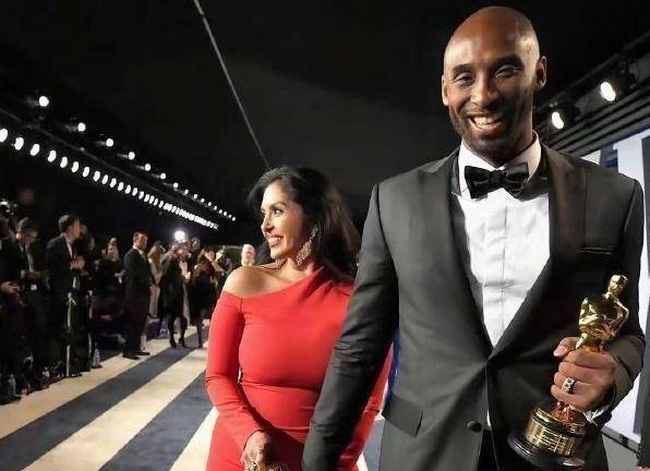 能否守好瓦妮莎后门_阿泰_球迷_退役