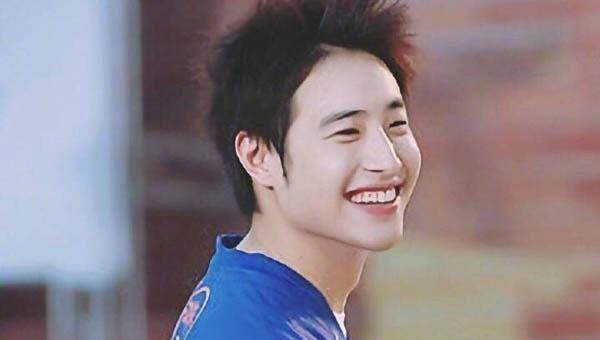 潘玮柏是1980年生人,算下来已经39岁了确实到了结婚的年龄,虽然对方是