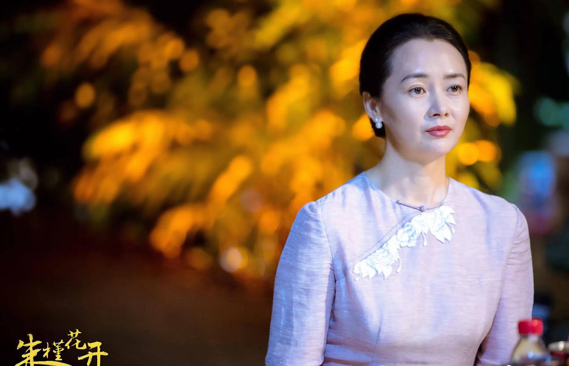 《南洋女儿情》陈依莎:曾凭《现场铁证》出圈,49岁的她有夫有儿有公司