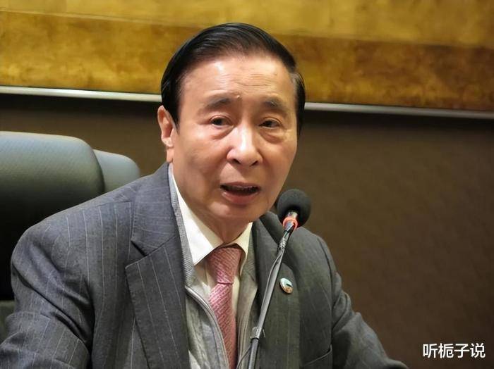 李兆基与前妻刘慧娟育有五个孩子.