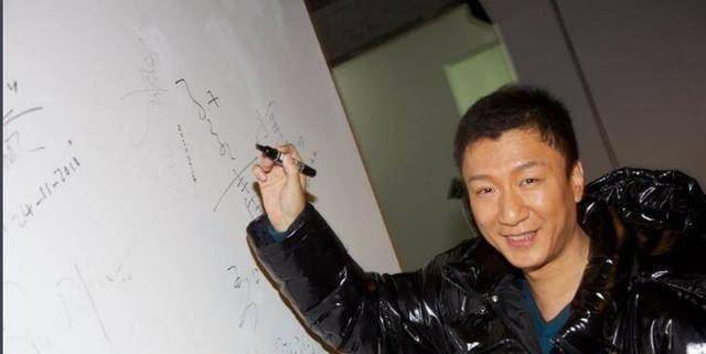 孙红雷室内抽烟并公开道歉,为什么网友意见还是很大?