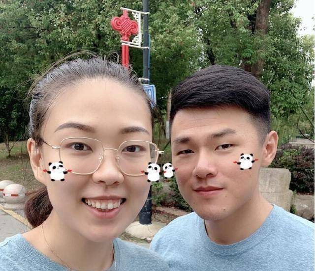 女排又一名将恋情曝光,曾拦网14次拦哭日本,男友身材够高_杨舟_祝福