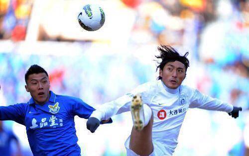 杨二哥反戈一方,回家比赛激动了解大连风格,担起防守龙东重任_杨博_于
