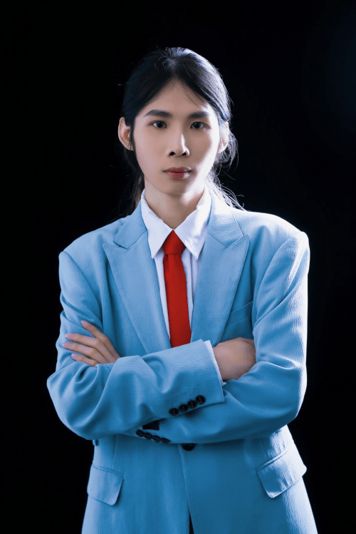 模特李立民:演艺新秀签约新起航_表演_工作_广告