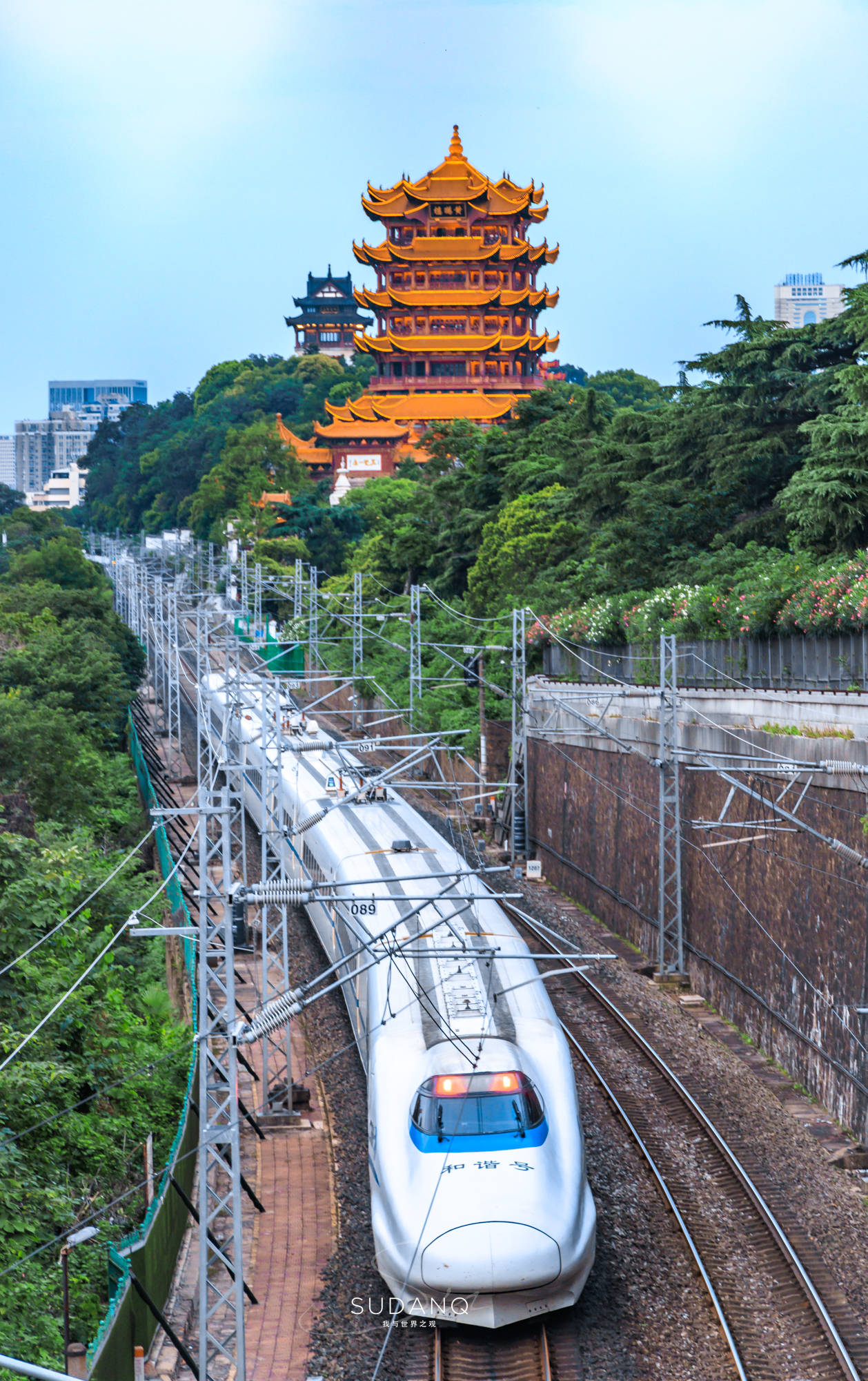 夏日晴空,能陪你一起走完武汉长江大桥的人,绝对是真爱_黄鹤楼_武昌