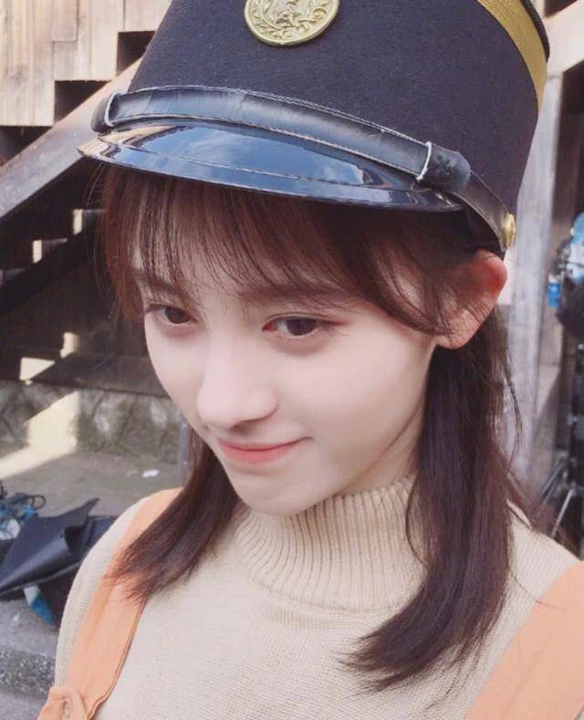 有种"惊艳"叫鞠婧祎剪短发,本以为会暴露缺陷,却意外美到犯规_造型