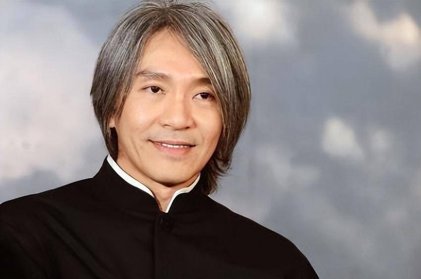 马云说过:"中国人是金庸的书不能不读,周星驰的电影不能不看.