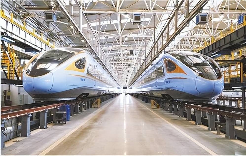 中国高铁进入时速450公里时代,cr450创下新纪录,短途比飞机快_运行