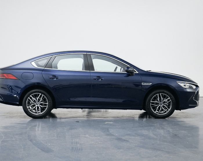 比亚迪秦 plus:高效节能的油电混合动力座驾_搜狐汽车_搜狐网