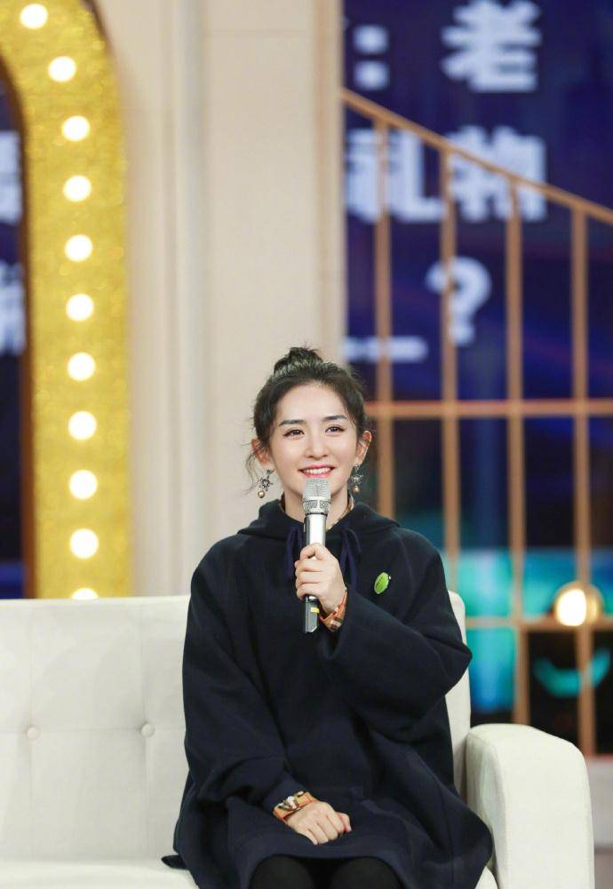 张杰获乖乖爸爸奖杯,谢娜却只有冰淇淋,女儿心中差距明显_妈妈_一家