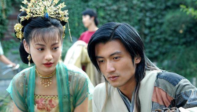 曾被佟大为"爱"让谢霆锋"恨",今年过四十搭档罗云熙二度复出_江玉燕