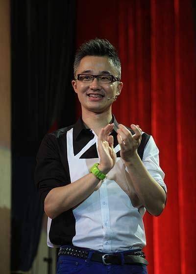 阿彦是孤儿,杨吕来自贫困家庭,程雷肝病严重,主持人的励志故事_音乐迷