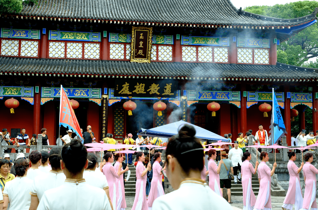 特種兵們速上天師府一觀究竟!_遊客_法會_龍虎山