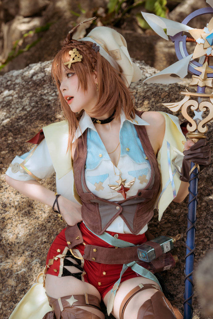 cos:莱莎的炼金工房莱莎cosplay正片15p-w百合欧皇子w_伊喵_白嫖_部落