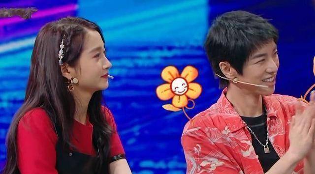 关晓彤华晨宇神仙友谊,华晨宇包场支持关晓彤新电影_关系_朋友_王牌