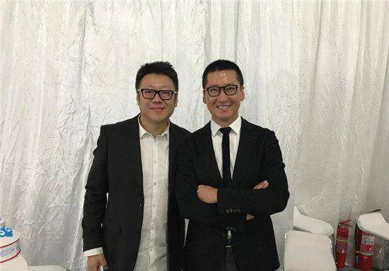 周杰晒和张铁林合影遭讽物以类聚:说谎的不是林心如_网友_男人_关系