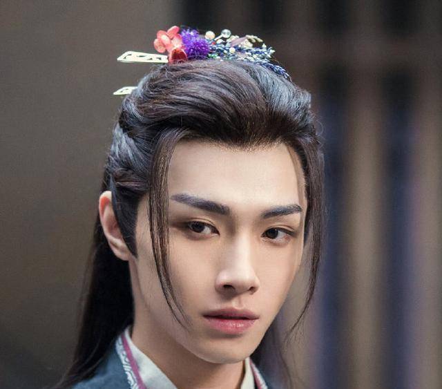 他是夏之光同学,为参演《陈情令》休学一年,今圈粉200万走红_宋岚