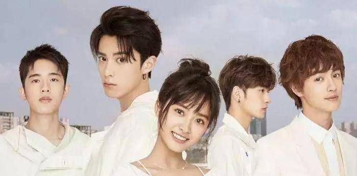 最近一期《拜托了冰箱》中沈月和何炅,王嘉尔,彭昱畅吐露心声,因为